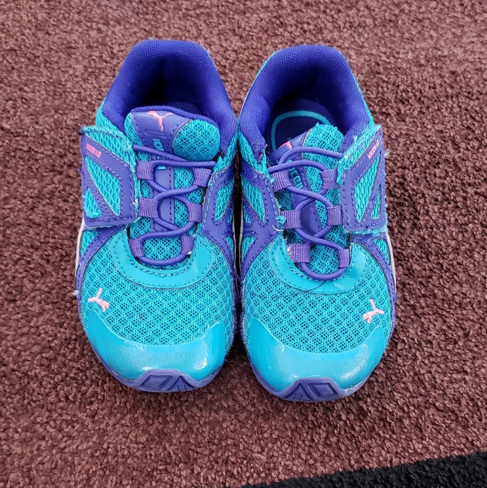 Puma Sneakers